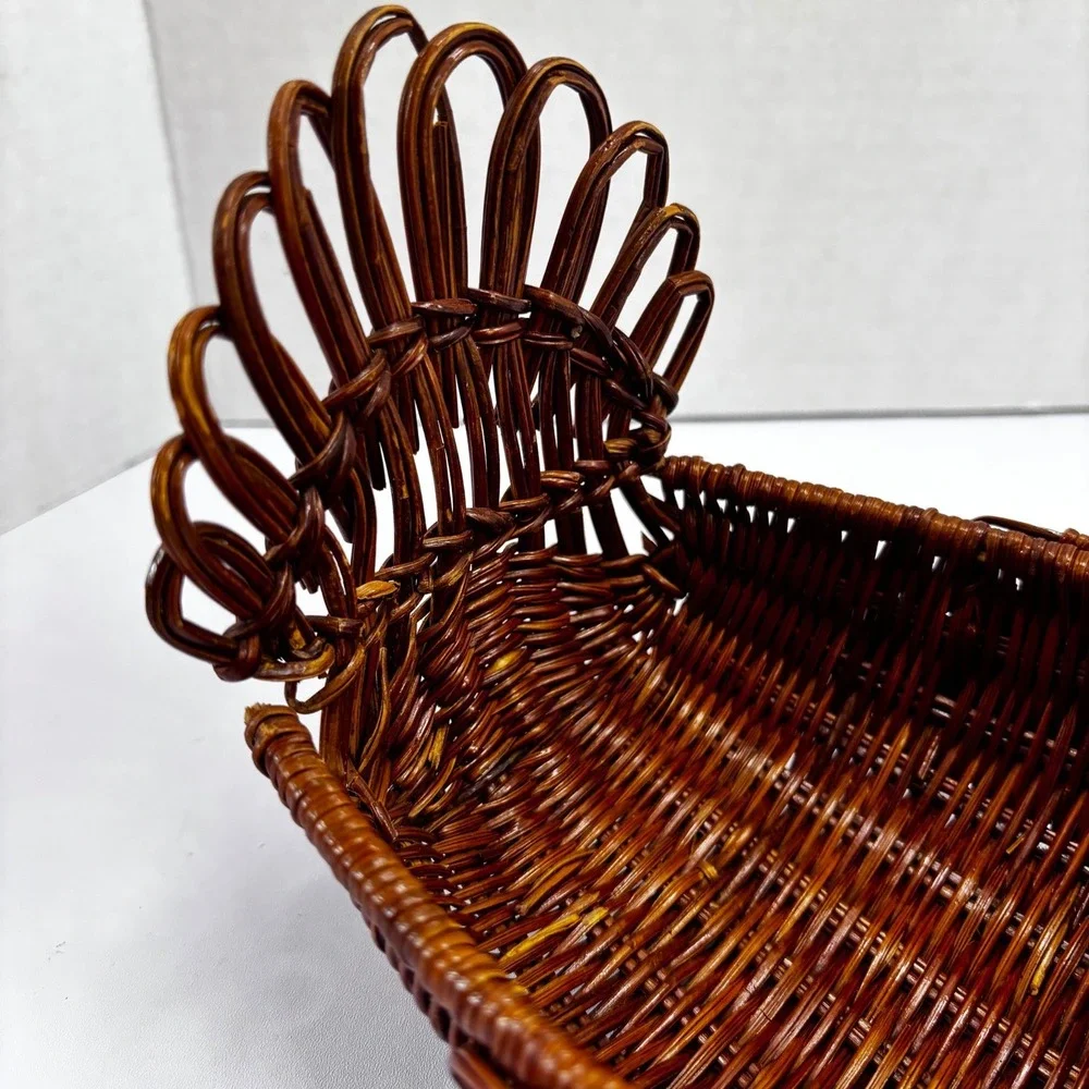 Vintage Woven Wicker Turkey Basket Thanksgiving Holiday Decor‎ Dark Brown Rustic